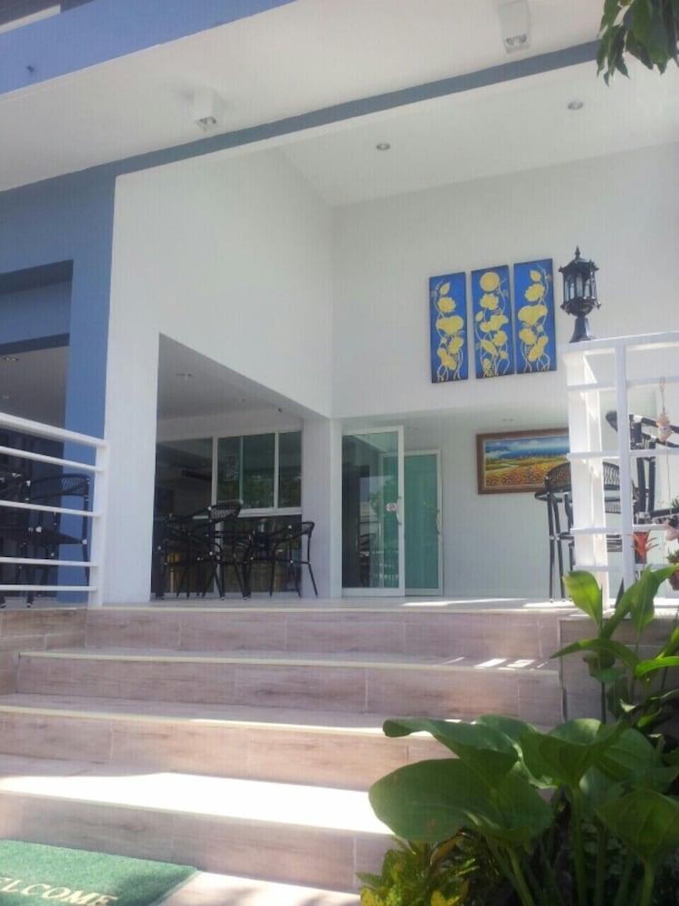 Nantra Hua Hin Hotel Luaran gambar